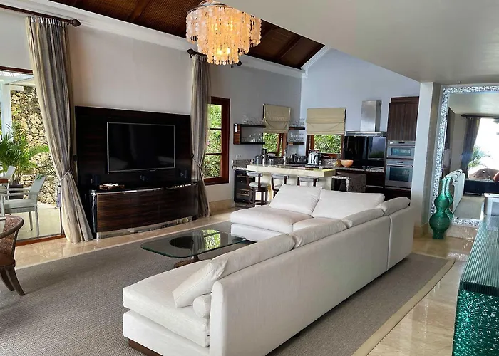 Azure Aura Luxury 5 Star Bali Cliffside Ocean View, Pool And Garden Uluwatu