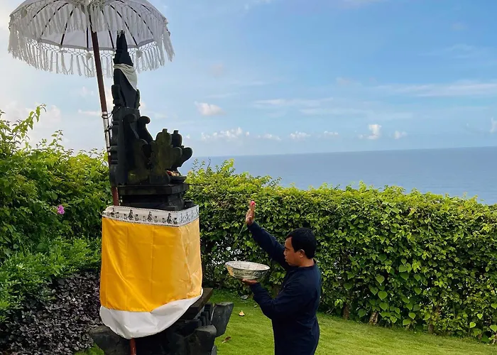 Azure Aura Luxury 5 Star Bali Cliffside Ocean View, Pool And Garden Villa Uluwatu