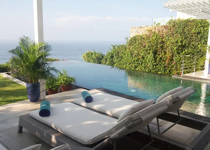 Villa Azure Aura Luxury 5 Star Bali Cliffside Ocean View, Pool And Garden *