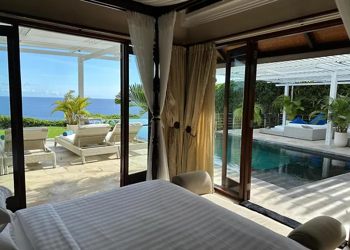 Azure Aura Luxury 5 Star Bali Cliffside Ocean View, Pool And Garden Villa *