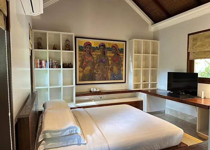 Azure Aura Luxury 5 Star Bali Cliffside Ocean View, Pool And Garden