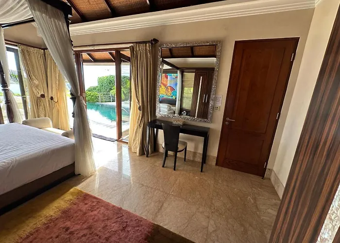 Azure Aura Luxury 5 Star Bali Cliffside Ocean View, Pool And Garden Villa Uluwatu