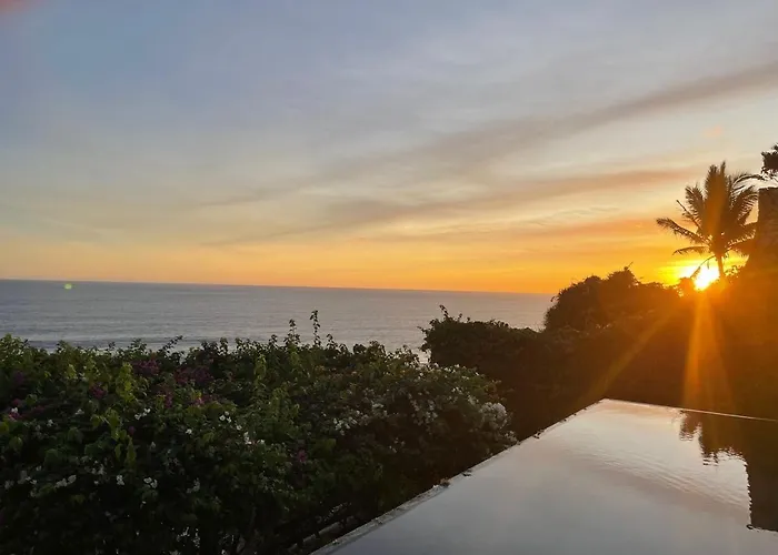 Villa Azure Aura Luxury 5 Star Bali Cliffside Ocean View, Pool And Garden Uluwatu