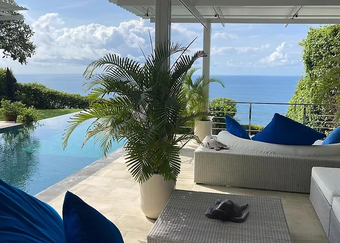 Villa Azure Aura Luxury 5 Star Bali Cliffside Ocean View, Pool And Garden *