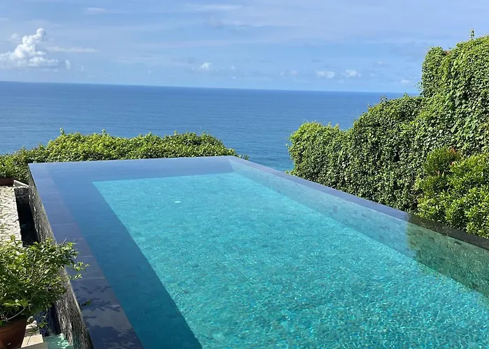 Azure Aura Luxury 5 Star Bali Cliffside Ocean View, Pool And Garden