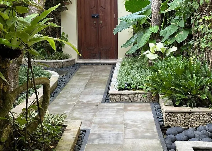 Villa Azure Aura Luxury 5 Star Bali Cliffside Ocean View, Pool And Garden Uluwatu