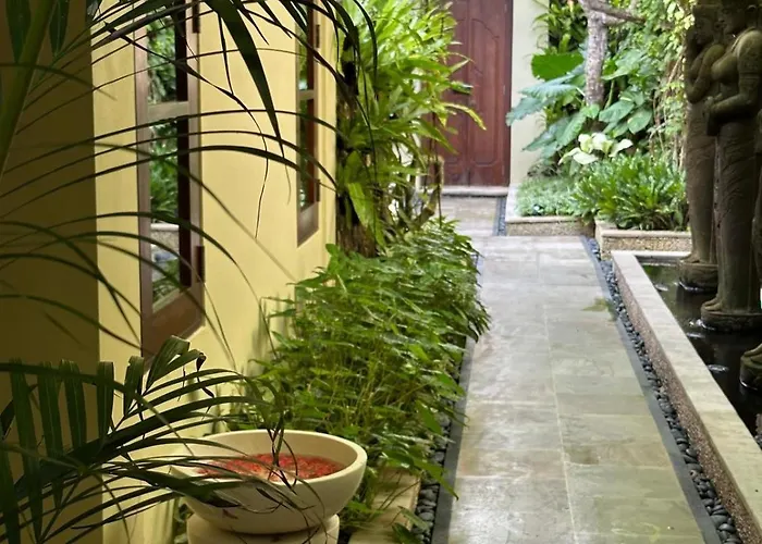 Azure Aura Luxury 5 Star Bali Cliffside Ocean View, Pool And Garden Villa Uluwatu