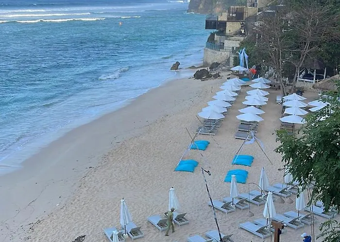 Azure Aura Luxury 5 Star Bali Cliffside Ocean View, Pool And Garden